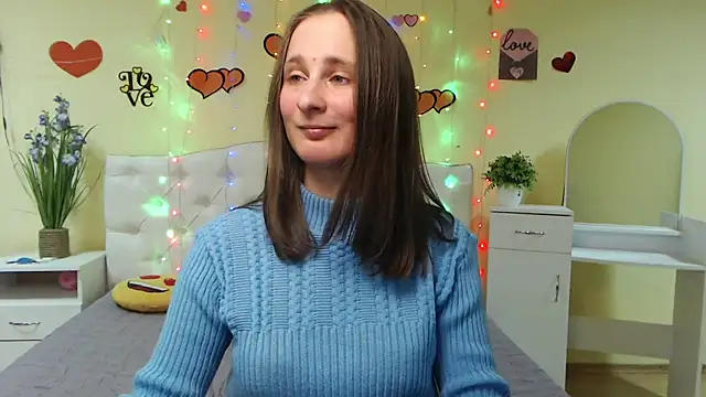 Snapshot of MichelLeee chatting on February 17, 2025, 3:22 pm MichelLeee online show from February 17, 2025, 3:22 pm