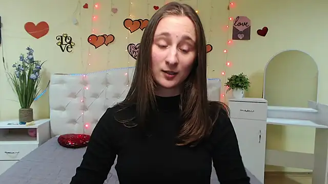 Snapshot of MichelLeee chatting on February 12, 2025, 3:16 pm MichelLeee online show from February 12, 2025, 3:16 pm
