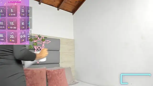 AshleyHill2 online show from November 12, 2025, 3:54 am