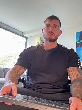 DimitriSullivan  online show from April 14, 2026, 1:27 pm