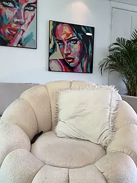 DimitriSullivan  online show from October 31, 2025, 6:59 pm