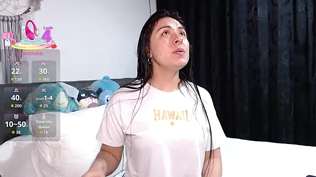 Ella Rousse online show from April 22, 2026, 11:17 am