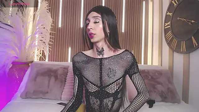 Aniie Doll online show from September 21, 2025, 9:20 pm