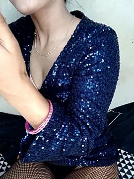 xpihu online show from April 1, 2026, 6:05 pm