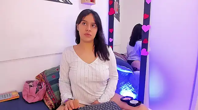 MelissaGilll online show from March 13, 2025, 2:01 pm