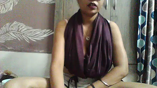 Snapshot of shalini_fire chatting on May 5, 2026, 10:40 am shalini fire online show from May 5, 2026, 10:40 am