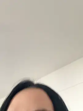 Morguisssz online show from April 21, 2026, 4:13 pm