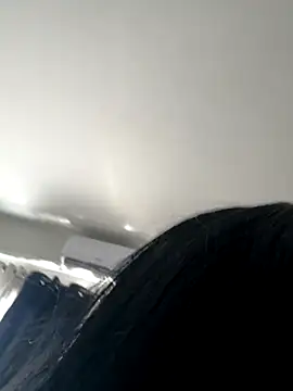 Morguisssz online show from November 30, 2025, 1:45 pm