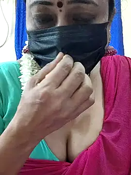 Snapshot of rekha_naier chatting on December 19, 2025, 5:00 am rekha naier online show from December 19, 2025, 5:00 am