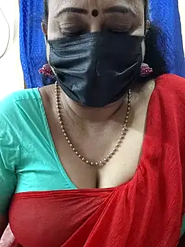 Snapshot of rekha_naier chatting on December 18, 2025, 10:41 am rekha naier online show from December 18, 2025, 10:41 am