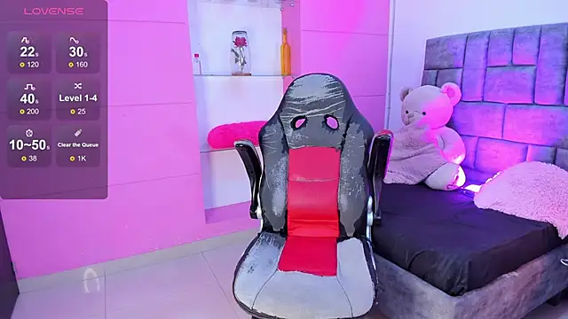 jisoo   online show from September 25, 2025, 3:40 pm