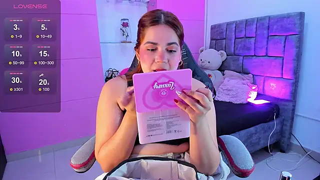 jisoo   online show from October 2, 2025, 12:41 pm