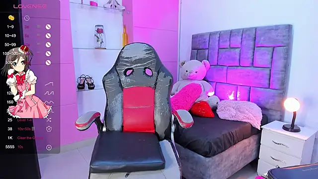 jisoo   online show from October 6, 2025, 2:18 pm