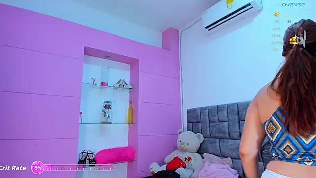 jisoo   online show from October 1, 2025, 1:48 pm