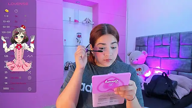 jisoo   online show from October 9, 2025, 1:22 pm