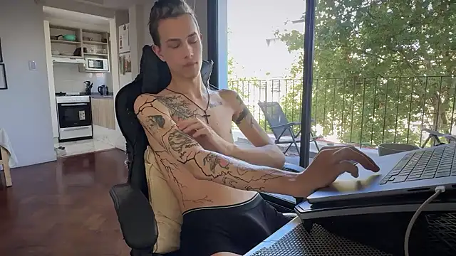 Den BlueXx online show from March 12, 2026, 6:34 pm