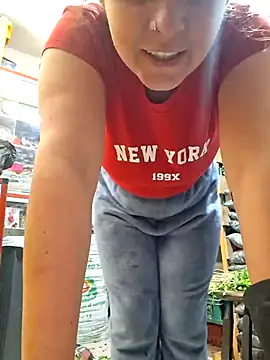 Snapshot of nidia2026 chatting on October 27, 2025, 3:02 pm nidia2026 online show from October 27, 2025, 3:02 pm