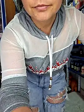 Snapshot of nidia2026 chatting on November 4, 2025, 7:06 pm nidia2026 online show from November 4, 2025, 7:06 pm