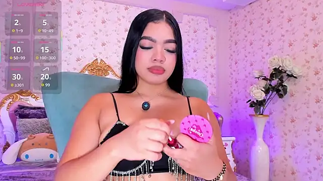 Snapshot of AllissonJames chatting on October 12, 2025, 12:06 pm AllissonJames online show from October 12, 2025, 12:06 pm