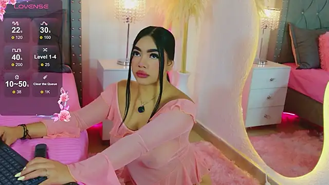 AllissonJames online show from December 2, 2025, 5:03 pm