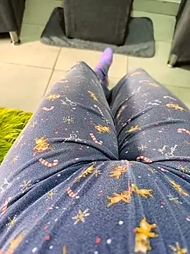 kameron sweett online show from September 9, 2025, 9:24 pm