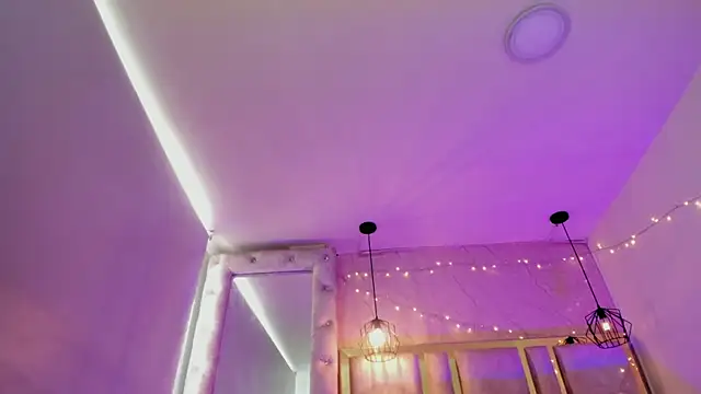 Vick daves  online show from April 21, 2026, 7:20 pm