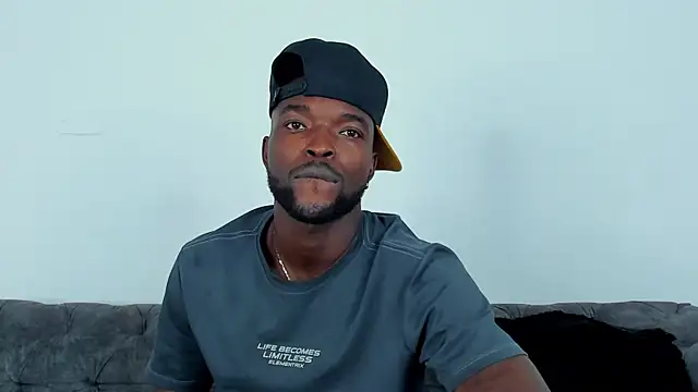 Dylan Taylor online show from October 26, 2025, 3:51 am