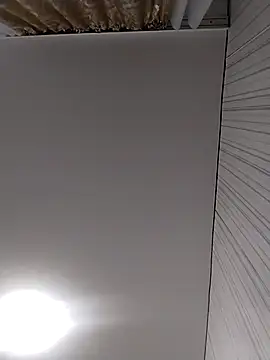 Lorrain Dorrie online show from November 26, 2025, 5:40 am