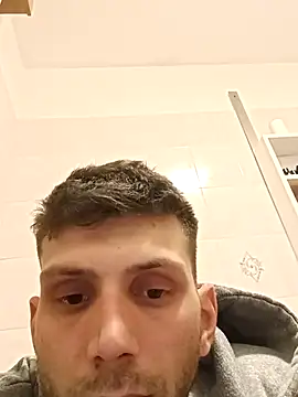 dariodario online show from March 22, 2025, 5:20 pm