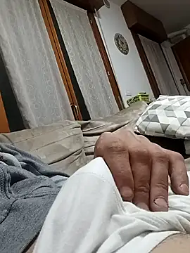 dariodario online show from November 10, 2025, 11:54 pm