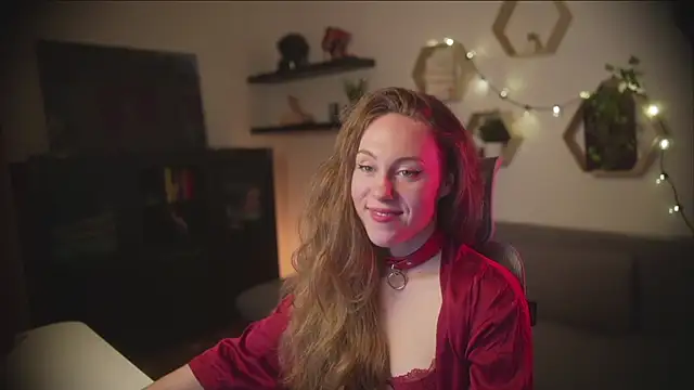 Berberis  Silene online show from October 26, 2025, 4:40 pm