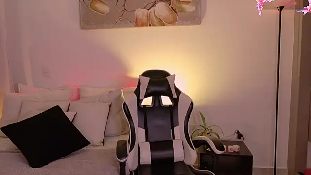 Snapshot of AnabelWolf chatting on March 2, 2026, 3:41 pm AnabelWolf online show from March 2, 2026, 3:41 pm