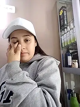 Victoria Ponce1 online show from October 30, 2025, 5:54 pm