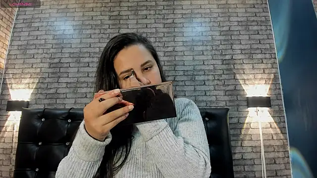 Victoria Ponce1 online show from November 13, 2025, 6:34 pm