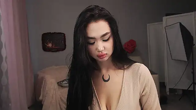 NamiLoveRoom online show from December 22, 2024, 5:33 am