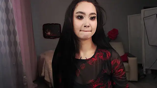 NamiLoveRoom online show from December 25, 2024, 5:05 am