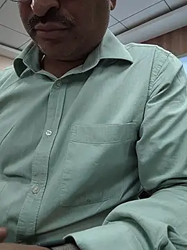 samee00721 online show from April 7, 2026, 6:26 am