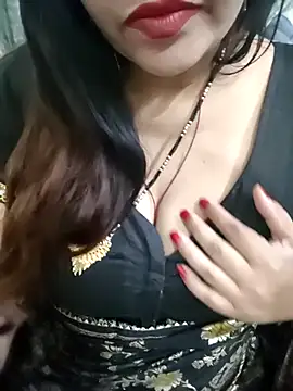 Snapshot of Mayuri77 chatting on May 8, 2026, 6:06 am Mayuri77 online show from May 8, 2026, 6:06 am