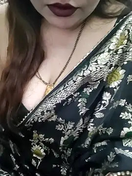 Mayuri77 online show from December 19, 2025, 5:04 pm