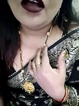 Snapshot of Mayuri77 chatting on November 14, 2025, 6:11 pm Mayuri77 online show from November 14, 2025, 6:11 pm