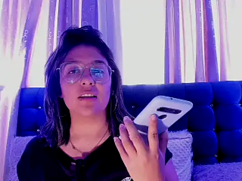 Snapshot of Pandoracherry chatting on January 15, 2025, 3:29 pm Pandoracherry online show from January 15, 2025, 3:29 pm