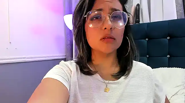 Snapshot of Pandoracherry chatting on February 23, 2025, 5:56 am Pandoracherry online show from February 23, 2025, 5:56 am