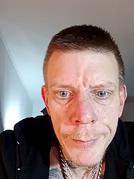 Tattooguy 86 online show from December 1, 2025, 10:54 pm