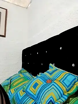 Snapshot of ElizabethWeil chatting on October 28, 2025, 1:43 pm ElizabethWeil online show from October 28, 2025, 1:43 pm