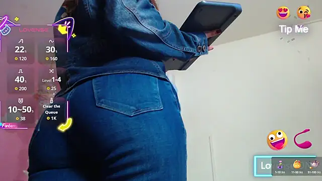 Snapshot of GeorginaBianco chatting on September 29, 2025, 12:11 pm GeorginaBianco online show from September 29, 2025, 12:11 pm