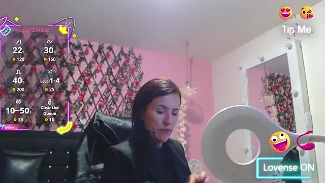 Snapshot of GeorginaBianco chatting on November 6, 2025, 12:09 pm GeorginaBianco online show from November 6, 2025, 12:09 pm