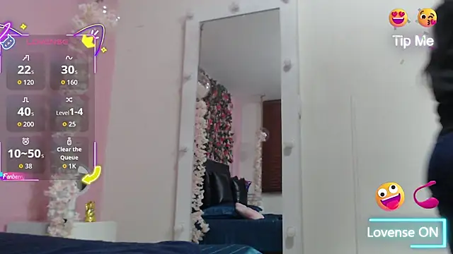 Snapshot of GeorginaBianco chatting on November 8, 2025, 11:58 am GeorginaBianco online show from November 8, 2025, 11:58 am