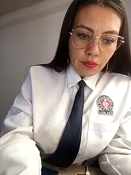 LIZ-06  online show from October 22, 2025, 3:33 pm