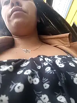 Snapshot of LIZ-06_ chatting on March 3, 2025, 6:24 pm LIZ-06 online show from March 3, 2025, 6:24 pm