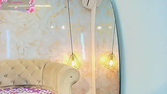 briannaduque online show from October 2, 2025, 1:36 pm